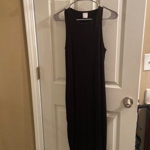 Fitted black dress with stretch